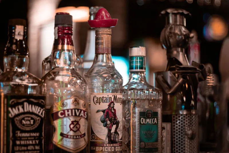 Bottles With Backstories: How the Drinks Behind a British Inn's Bar Reveal Its Soul