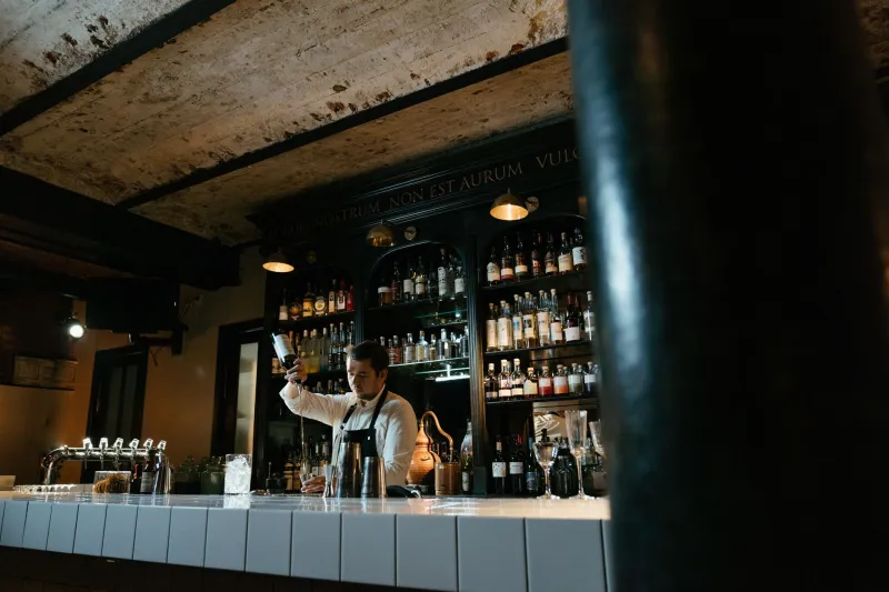 Keeping the Lights On: What Separates the Inns That Flourish From the Ones That Fade