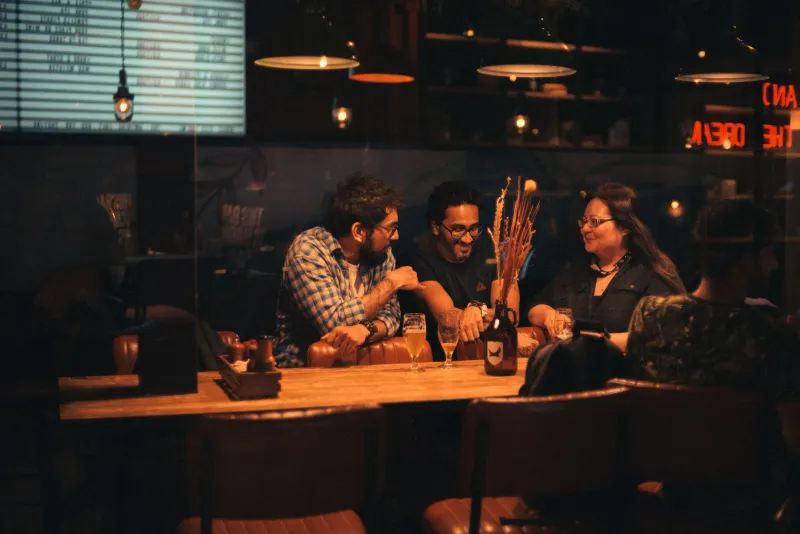 Room to Talk: The British Inns Bringing Back the Art of Talking to Strangers